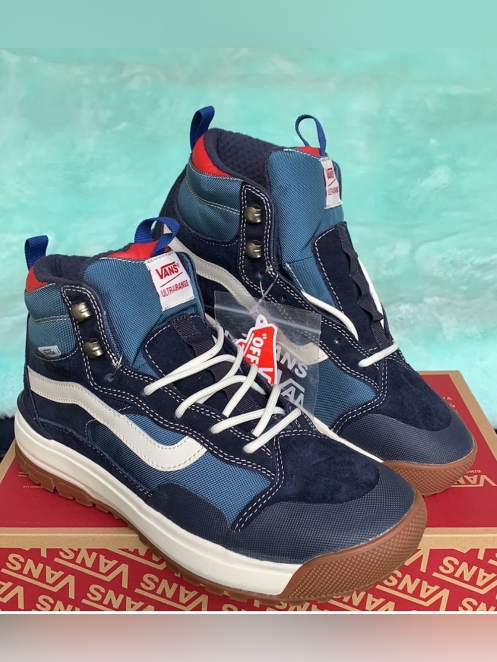 Vans Ultrarange Exo Hi Women’s 8